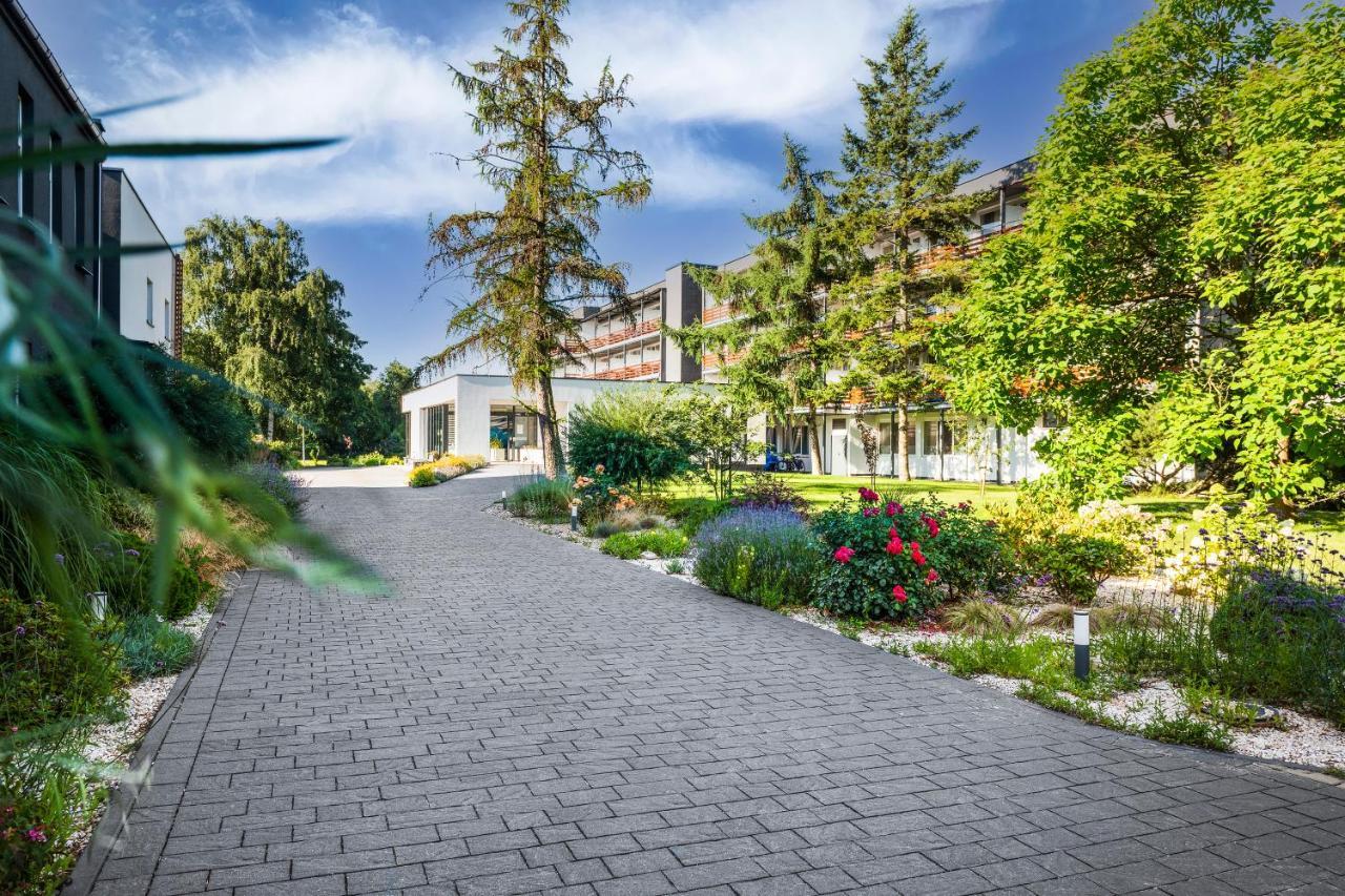 Готель Osrodek Wypoczynkowo-Rehabilitacyjny "Bryza" Дзьвіжино Екстер'єр фото